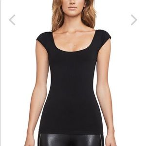 BCBG cap sleeve tee fitted size m/l